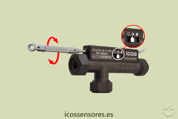 Ajuste de sensibilidad del sensor de flujo Eicos FE18B02